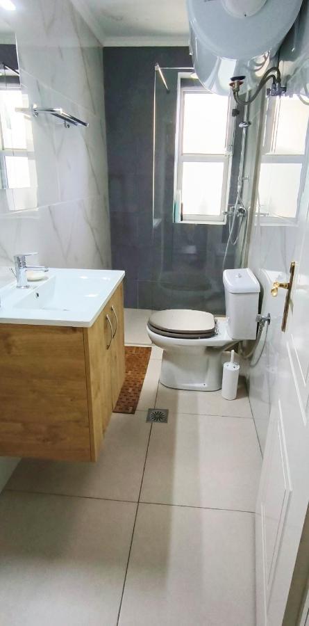 Central Apartment, Fully Equipped Himare Buitenkant foto
